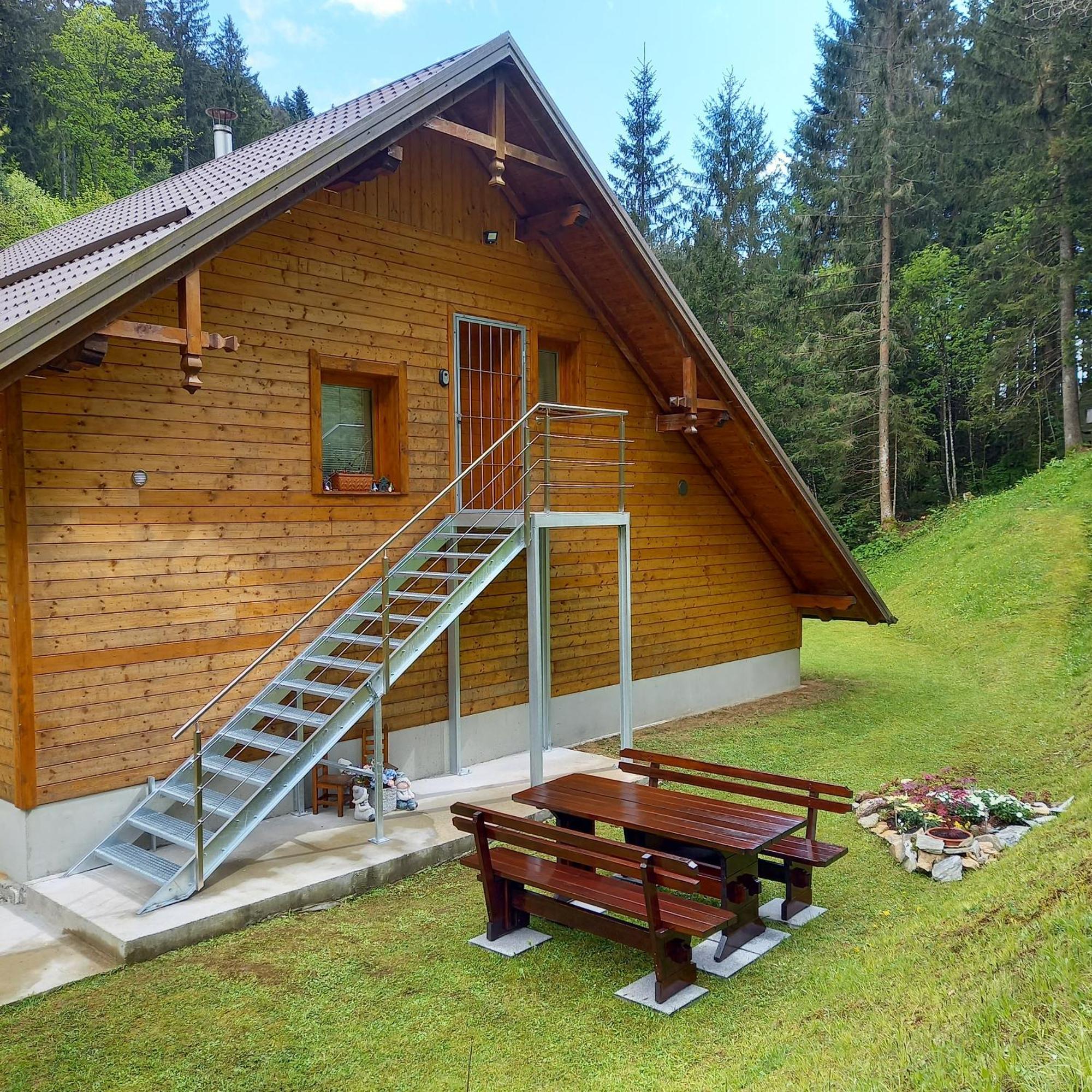 Hisa Lunna - Apartments In A Forest Paradise Vitanje Extérieur photo